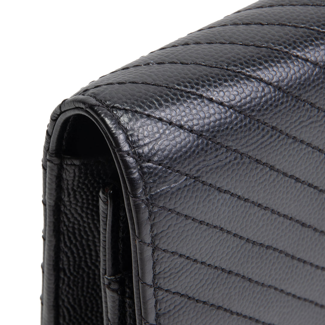 CHANEL Chevron Caviar Wallet on Chain - Black