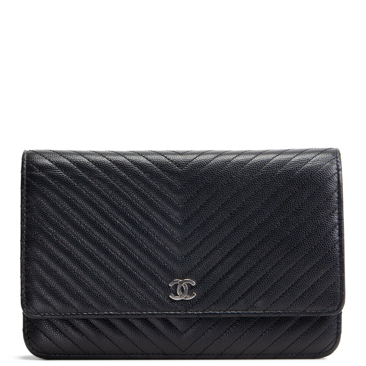 CHANEL Chevron Caviar Wallet on Chain - Black