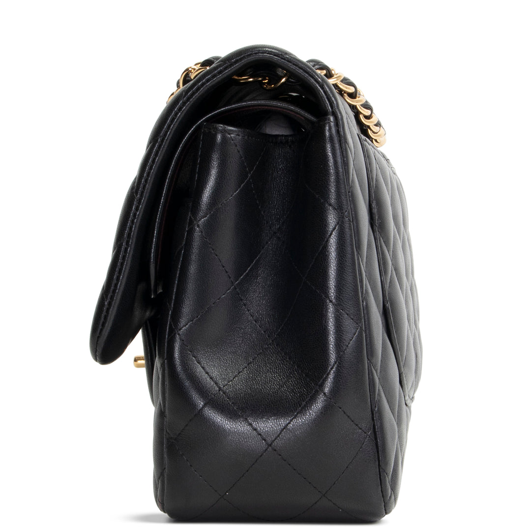 CHANEL Classic Jumbo Double Flap