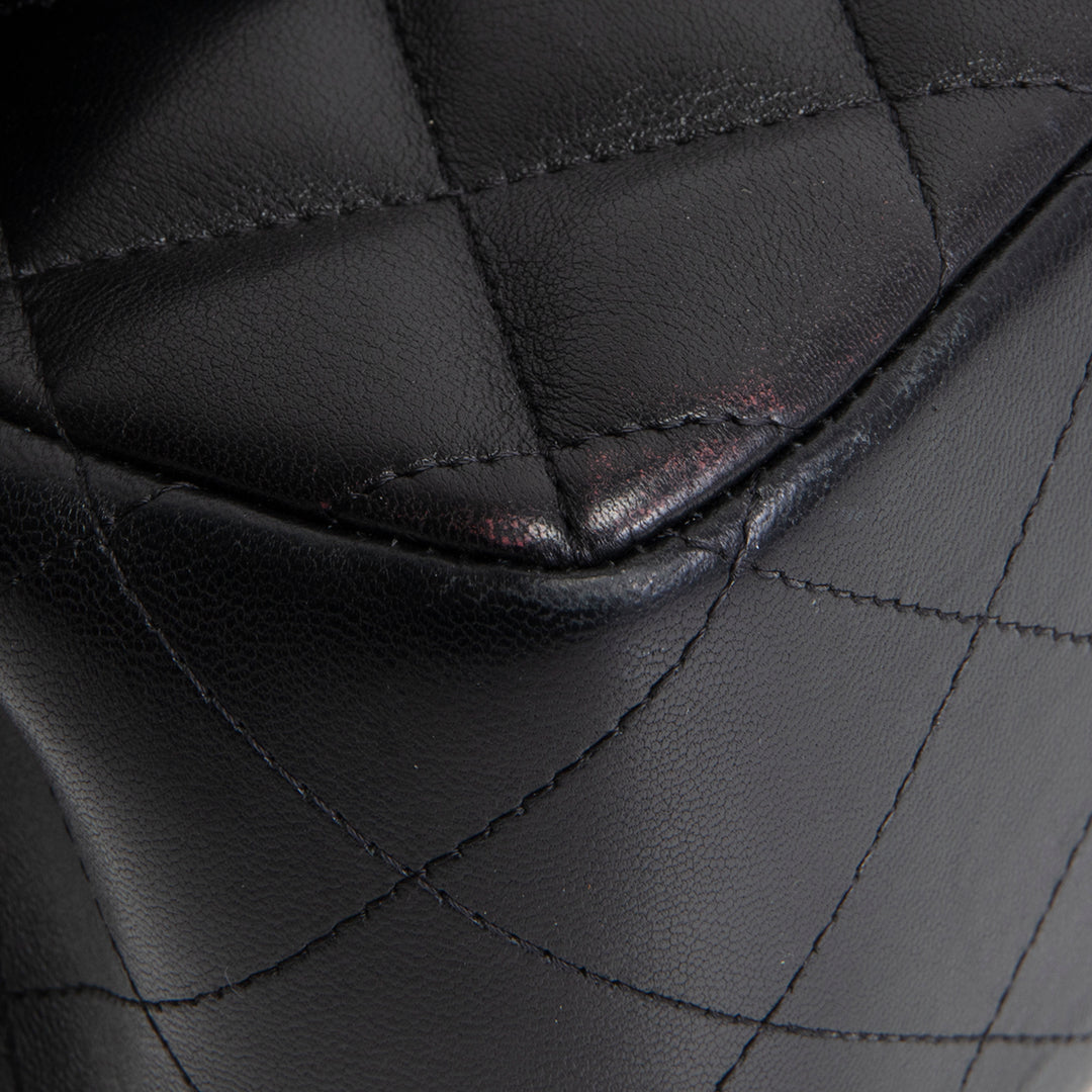 CHANEL Classic Jumbo Double Flap