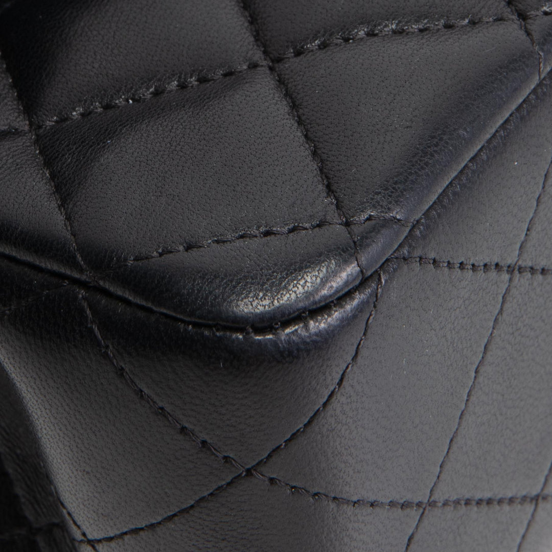 CHANEL Classic Lambskin Medium Double Flap - Black