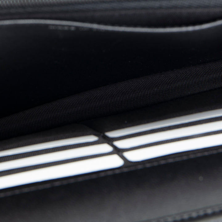 CHANEL Classic Wallet On Chain - So Black