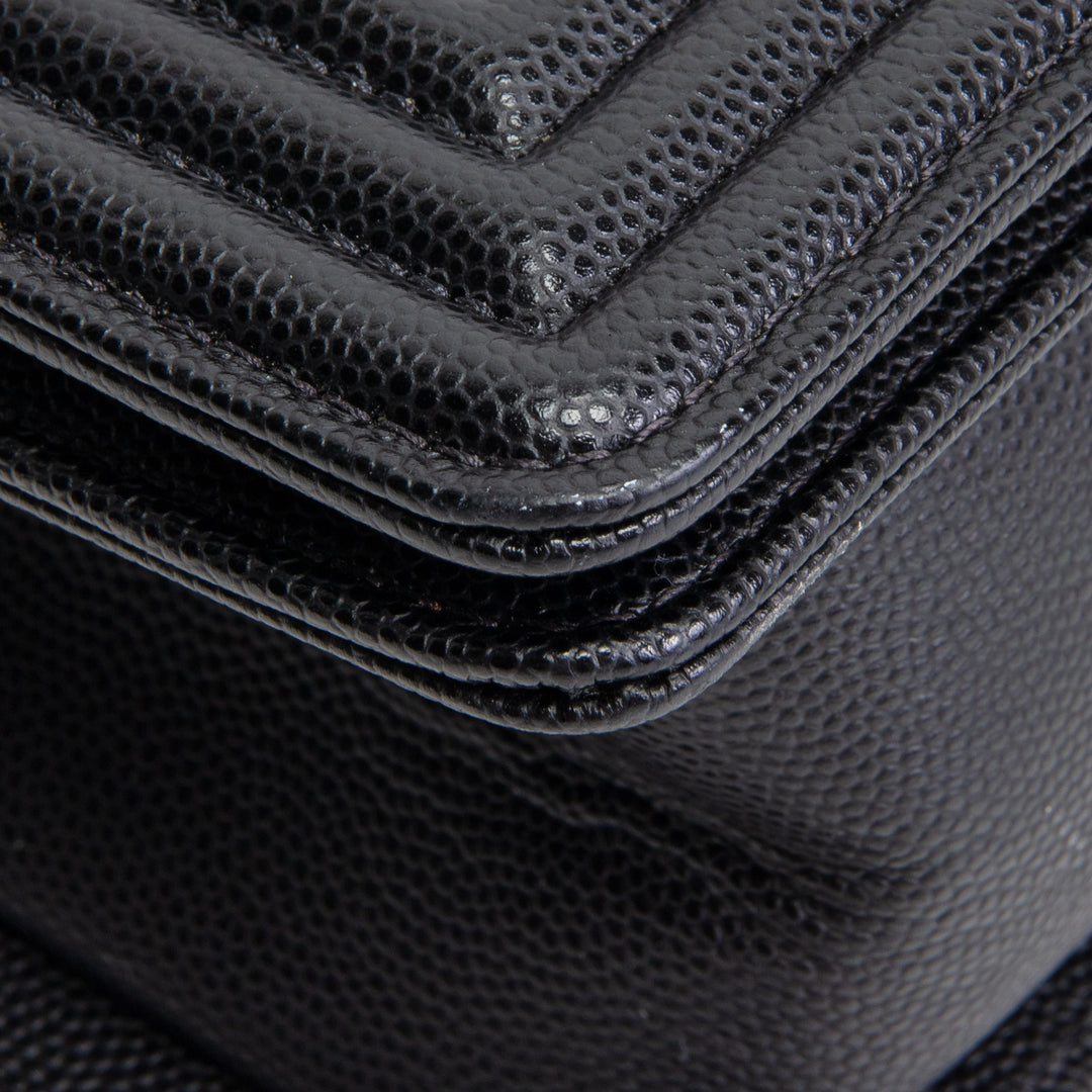 CHANEL Caviar Medium Boy Bag - Black