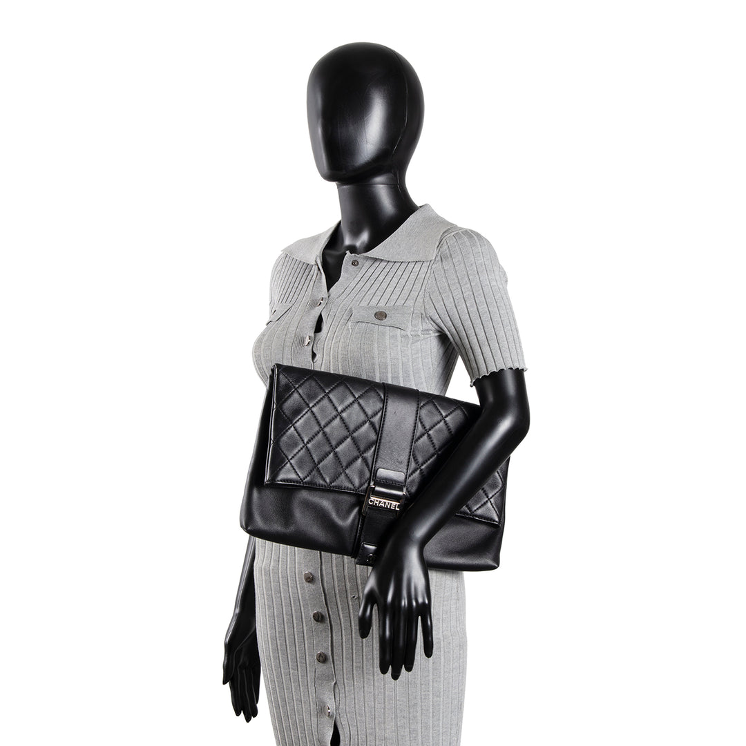 CHANEL Grip Clutch Black Calfskin