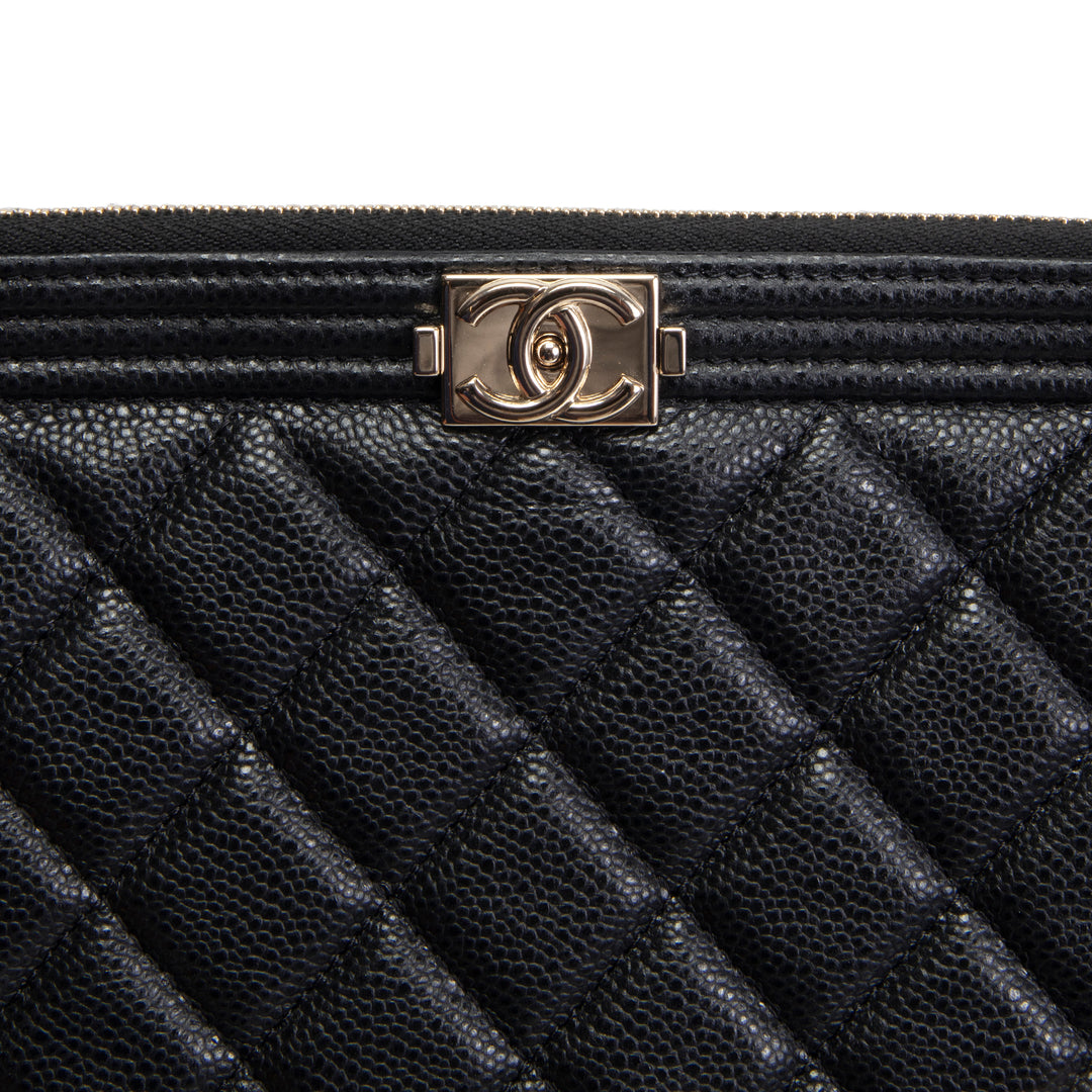 CHANEL Boy O-Case