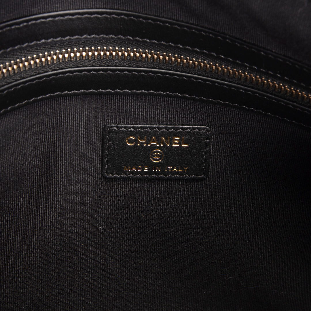 CHANEL Boy O-Case