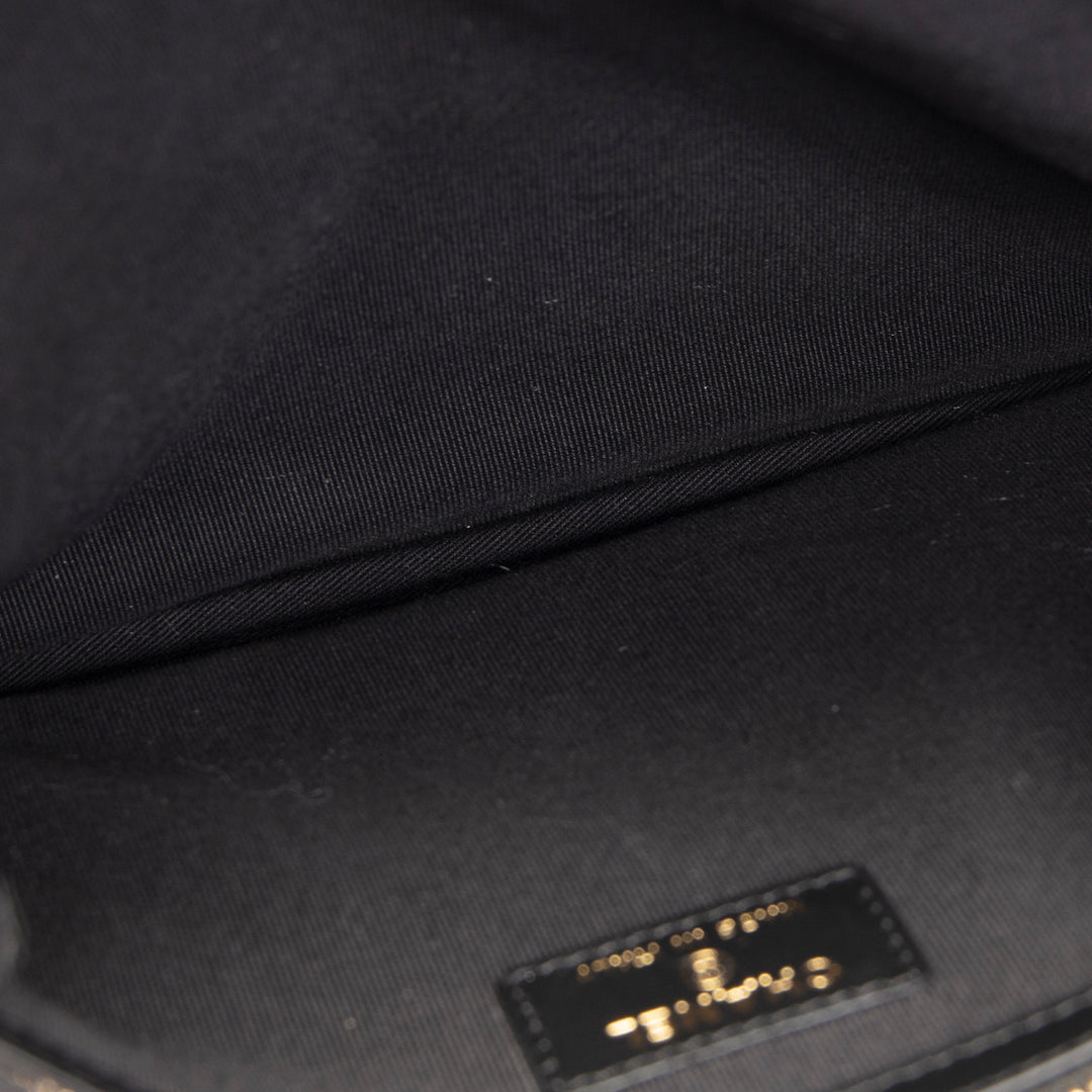 CHANEL Boy O-Case