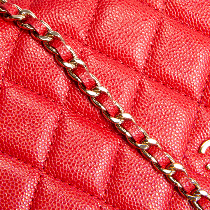 CHANEL Caviar Classic Wallet On Chain - Red