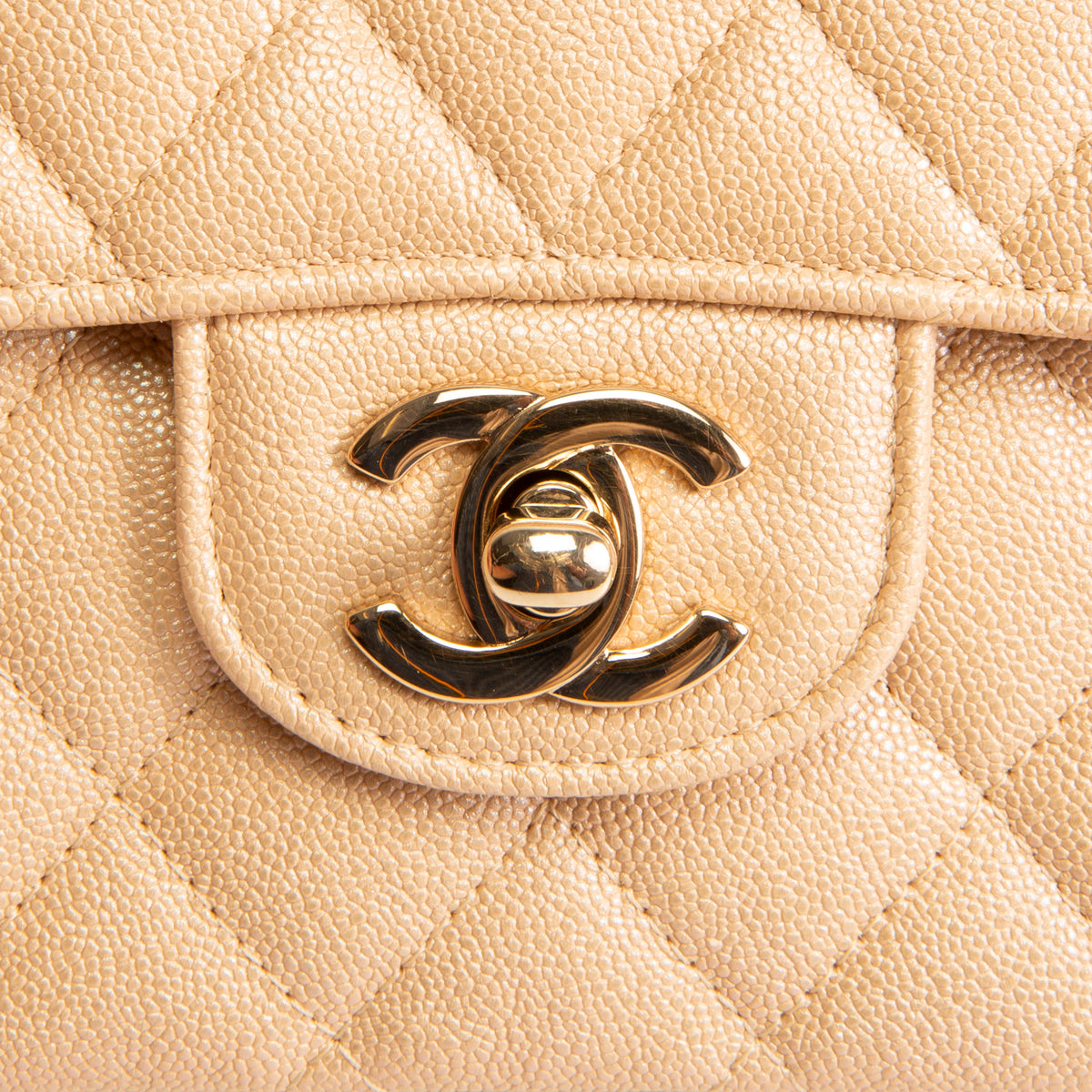 CHANEL Medium Double Flap - Pearly Quilted Caviar