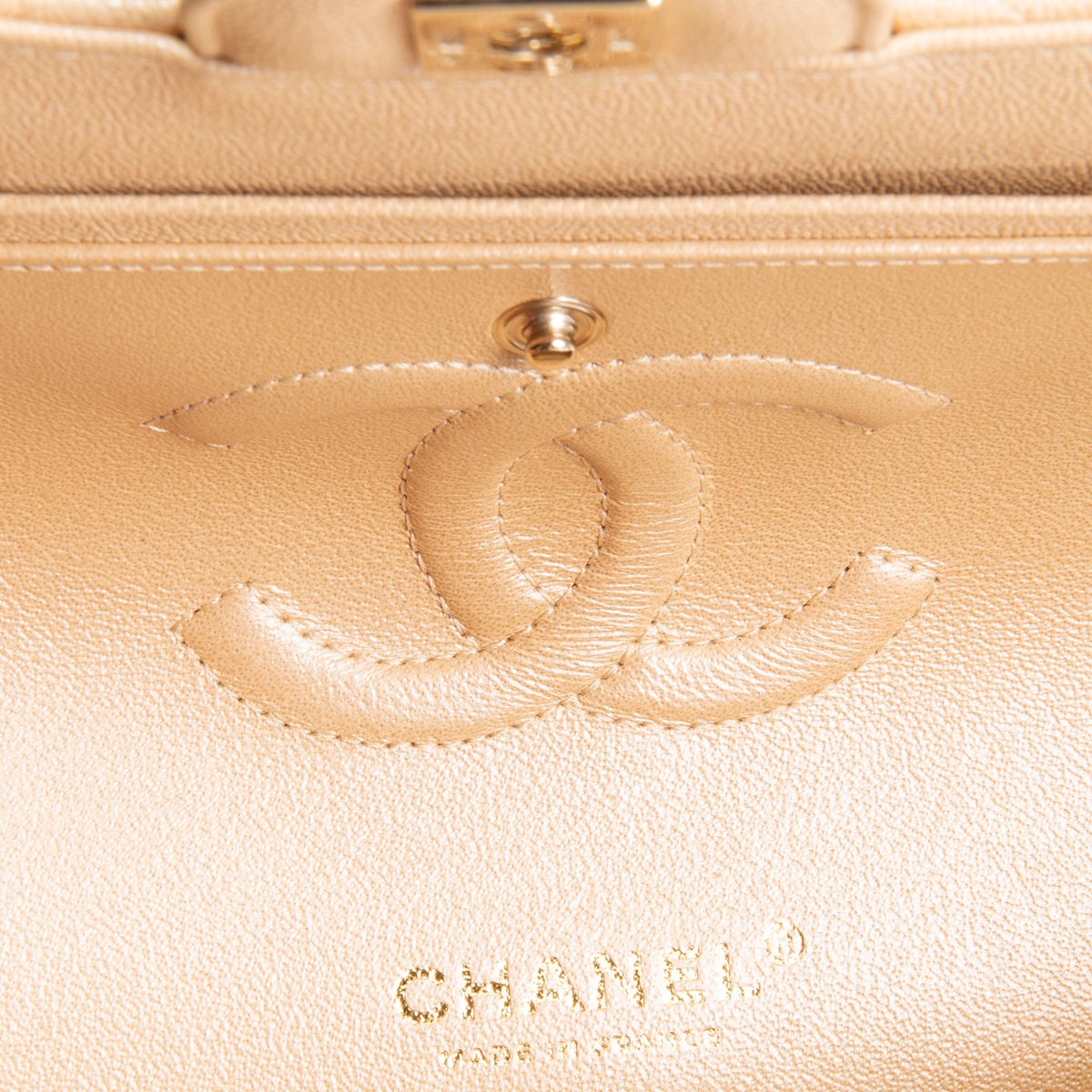 CHANEL Medium Double Flap - Pearly Quilted Caviar