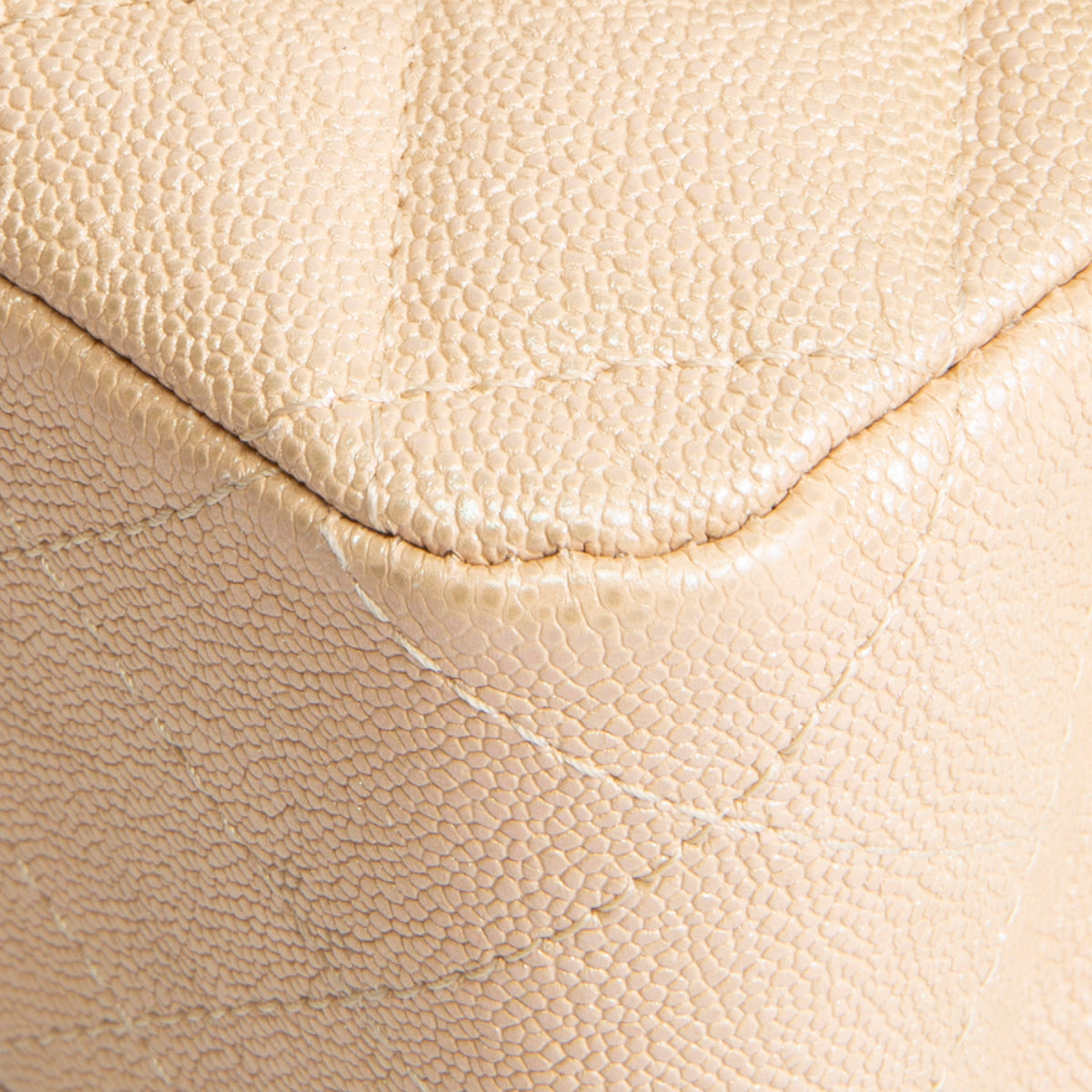 CHANEL Medium Double Flap - Pearly Quilted Caviar