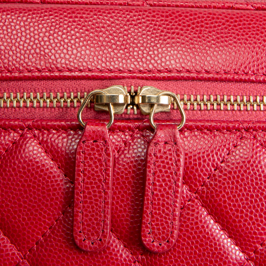 CHANEL Caviar Quilted CC Vanity Case - Raspberry Red