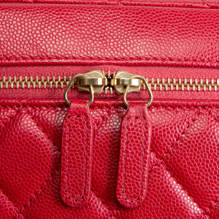 CHANEL Caviar Quilted CC Vanity Case - Raspberry Red