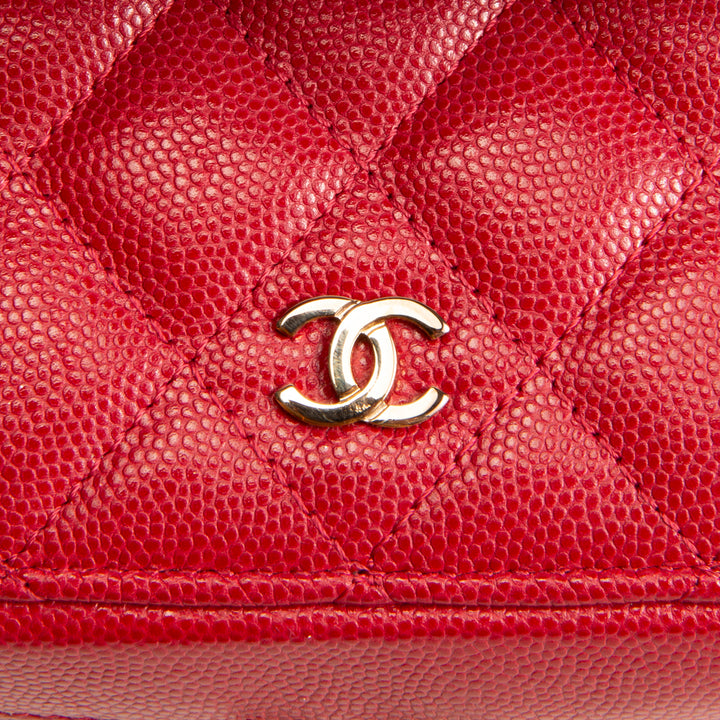 CHANEL Caviar Quilted CC Vanity Case - Raspberry Red