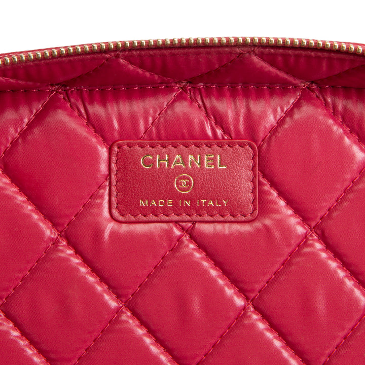 CHANEL Caviar Quilted CC Vanity Case - Raspberry Red