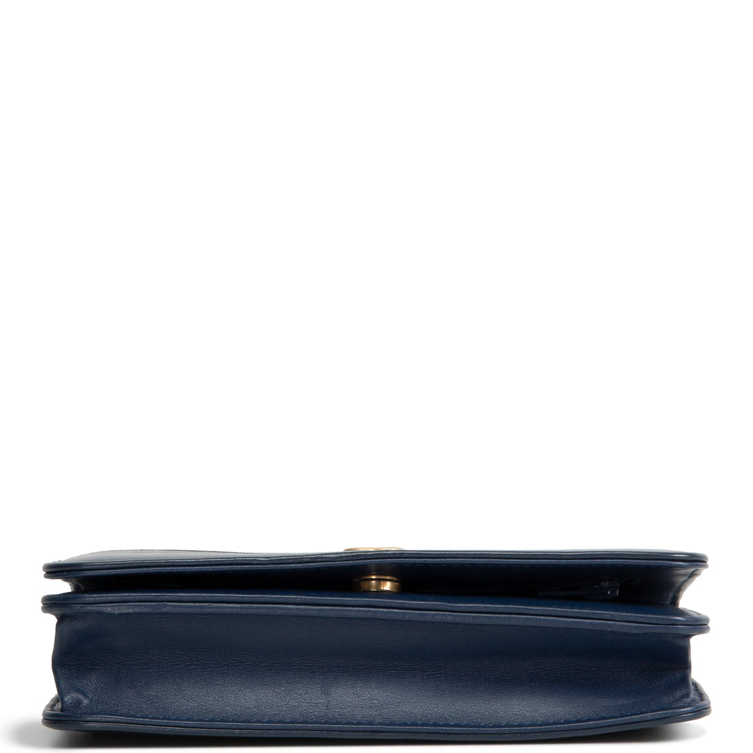 CHANEL Quilted Gabrielle Wallet On Chain - Navy