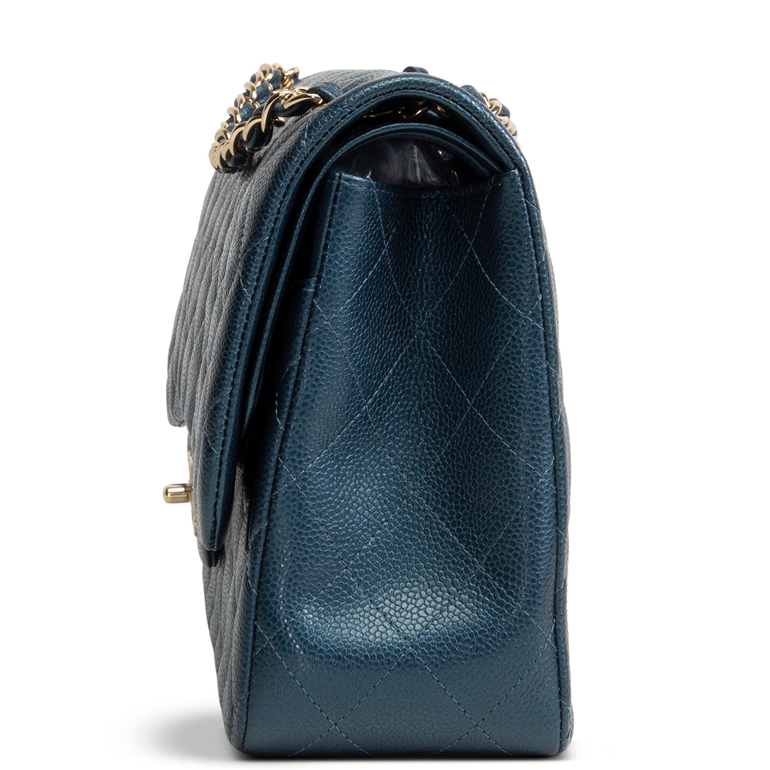 CHANEL Quilted Caviar Jumbo Double Flap Bag - Iridescent Navy