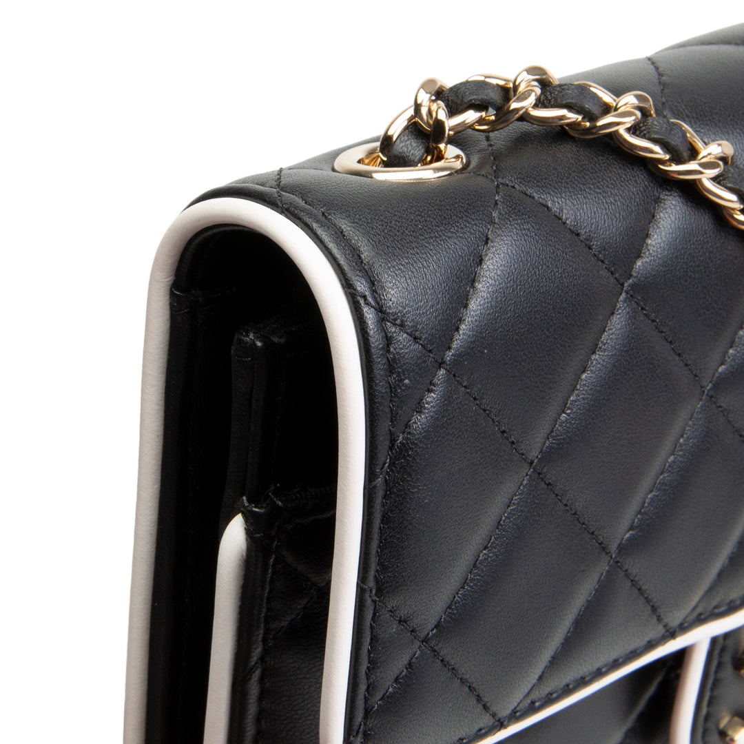 CHANEL Quilted Wallet On Chain - Black