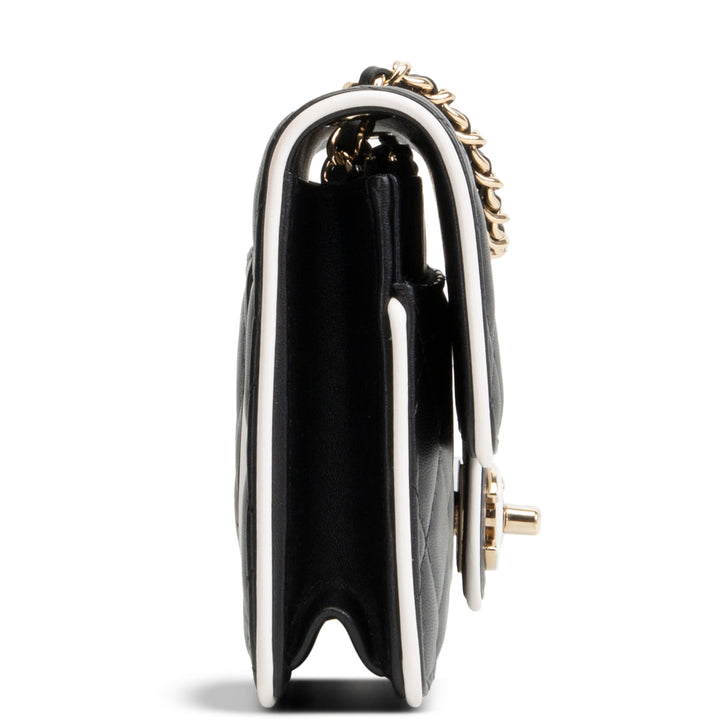 CHANEL Quilted Wallet On Chain - Black