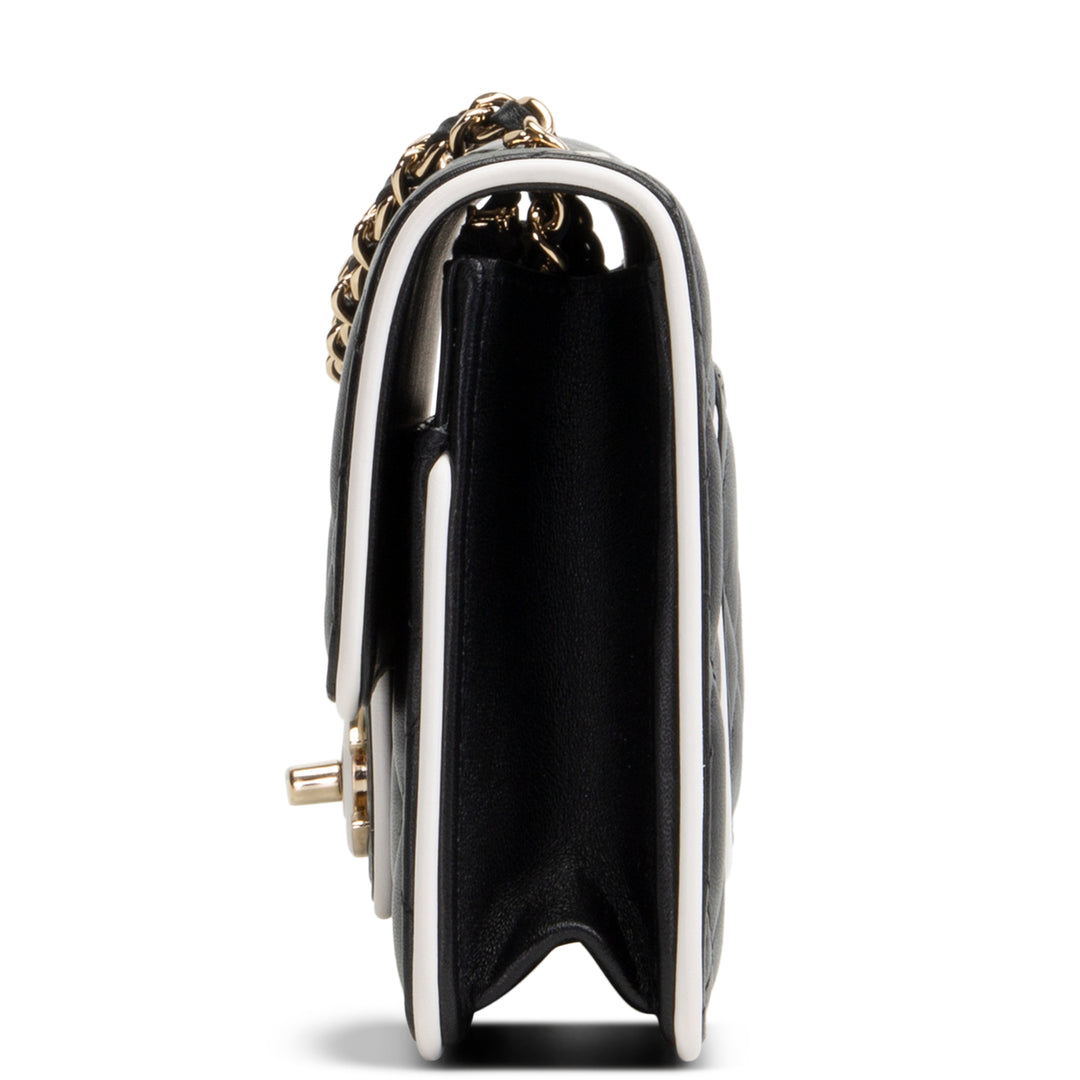 CHANEL Quilted Wallet On Chain - Black