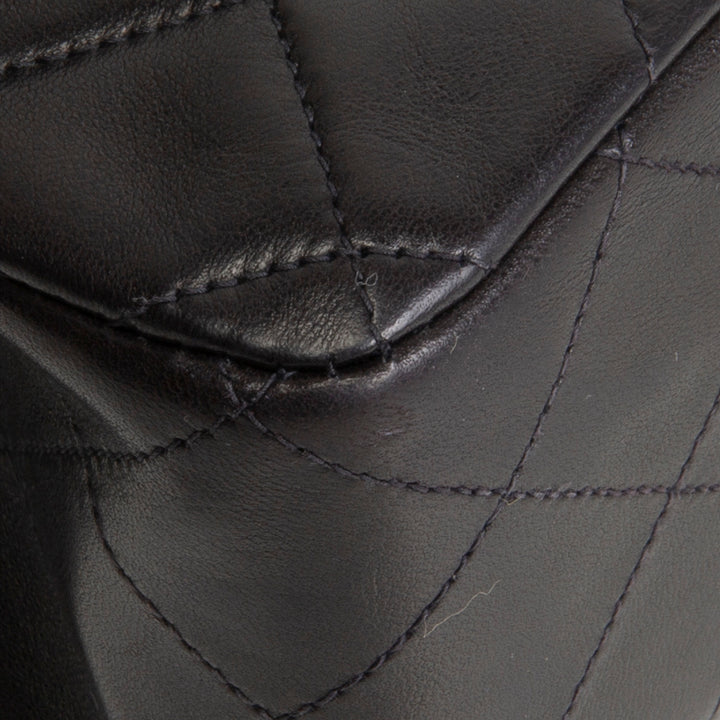CHANEL Vintage Lambskin Medium Double Flap - Black