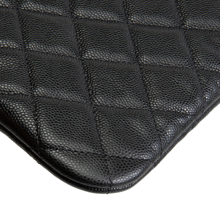CHANEL Caviar Medium O-Case - Black