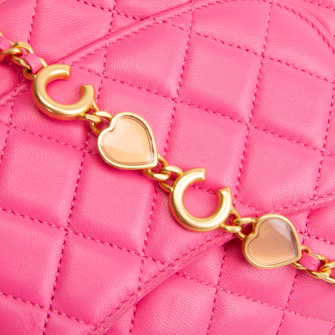 CHANEL Coco de Toi Heart Chain Flap Bag - Pink