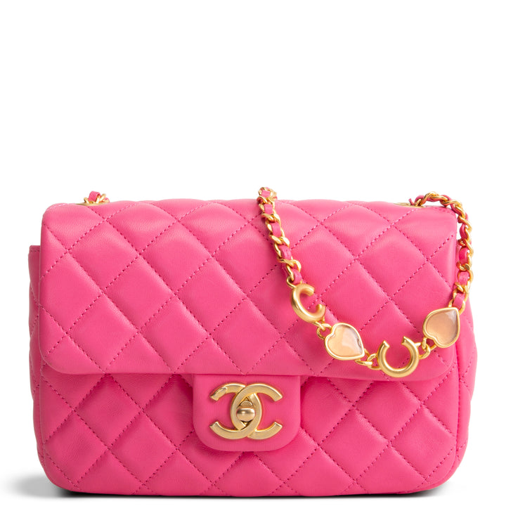 CHANEL Coco de Toi Heart Chain Flap Bag - Pink