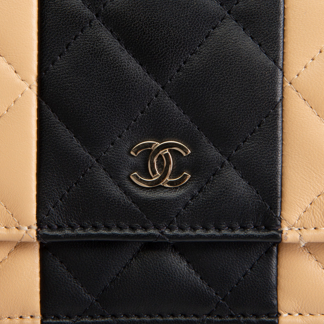 CHANEL Lambskin Bicolor Wallet on Chain - Beige/Black