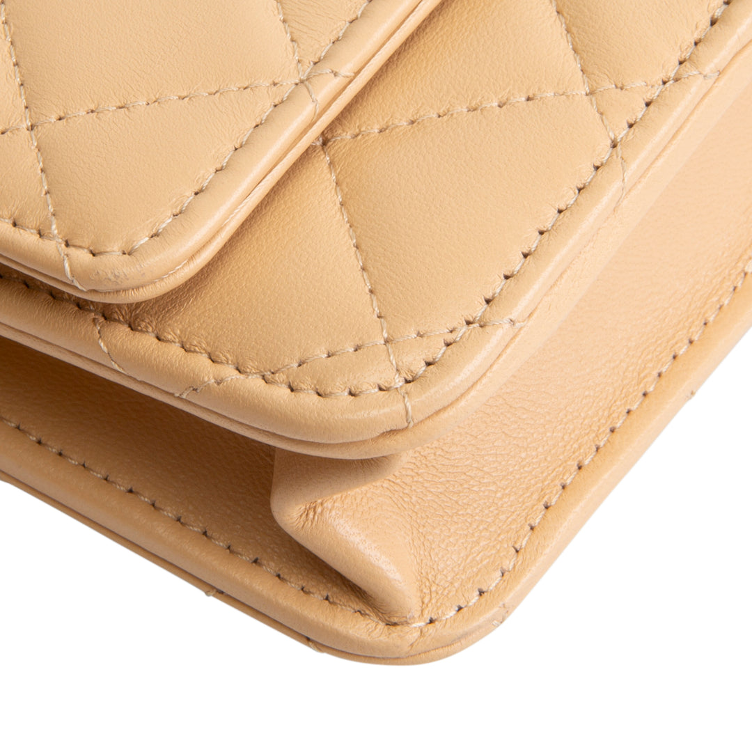 CHANEL Lambskin Bicolor Wallet on Chain - Beige/Black