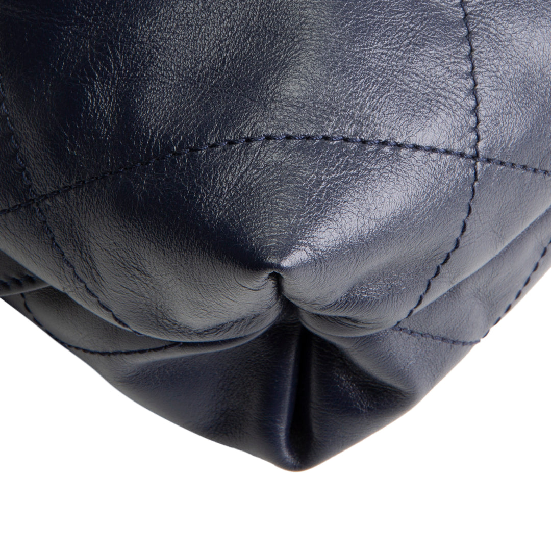 CHANEL Medium 22 Backpack - Navy