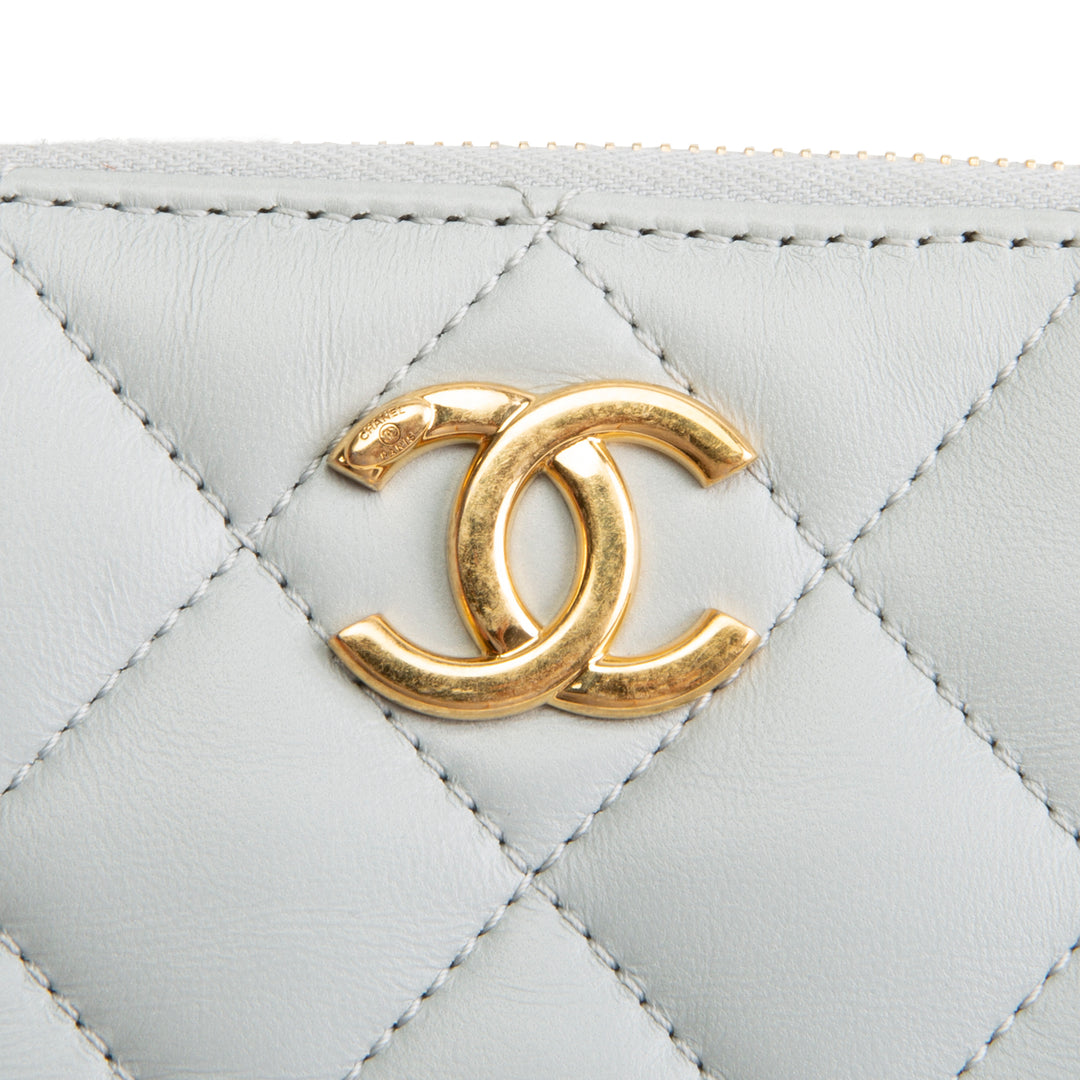 CHANEL CC You Camera Bag Lambskin - Cloud Grey