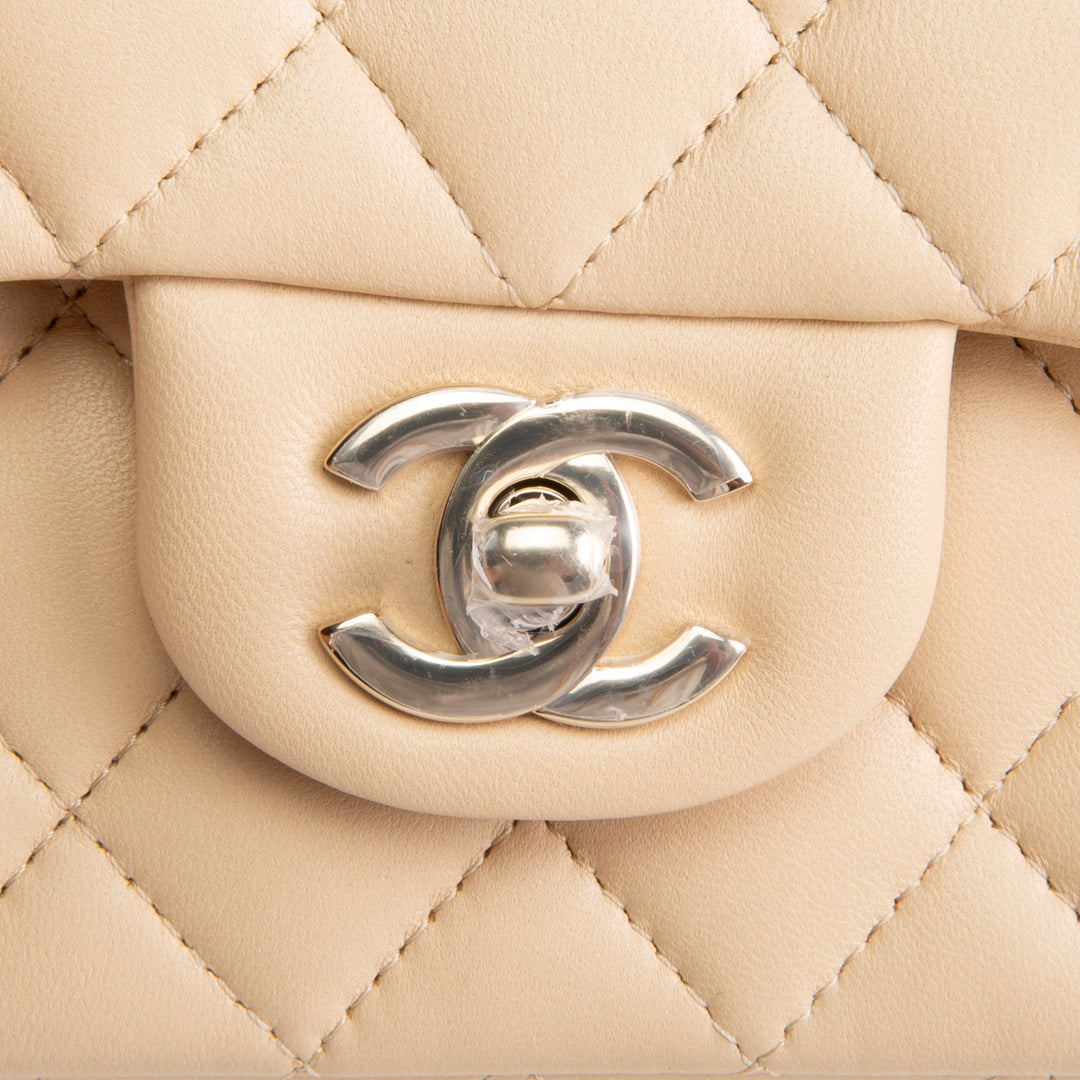 CHANEL Lambskin Top Handle Rectangular Single Flap - Beige