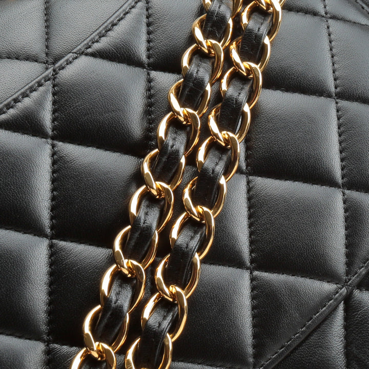 CHANEL Jumbo Double Flap Quilted Lambskin w/gold