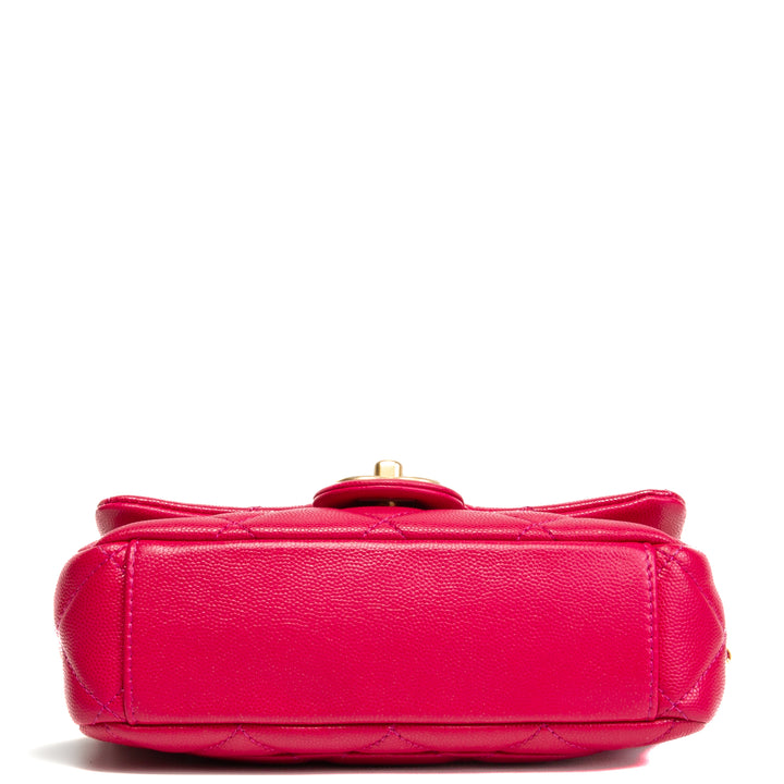 CHANEL Twist Your Buttons Small Flap Bag - Fuchsia