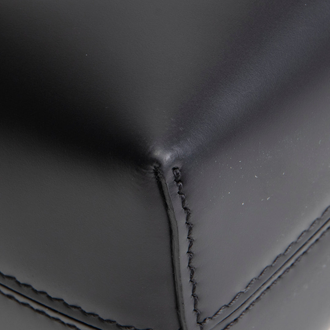 FERRAGAMO Trifolio Shoulder Bag - Black