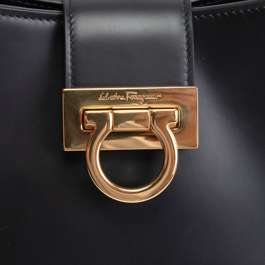 FERRAGAMO Trifolio Shoulder Bag - Black