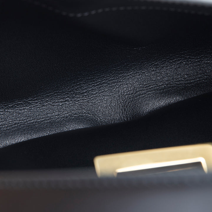 FERRAGAMO Trifolio Shoulder Bag - Black