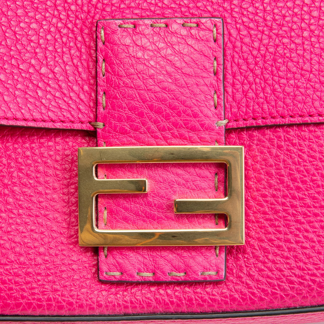 FENDI Selleria Baguette - Hot Pink