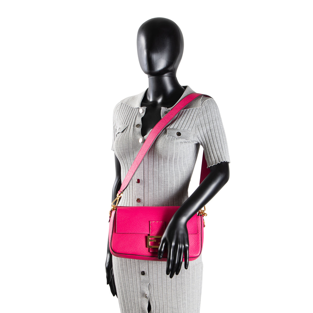 FENDI Selleria Baguette - Hot Pink
