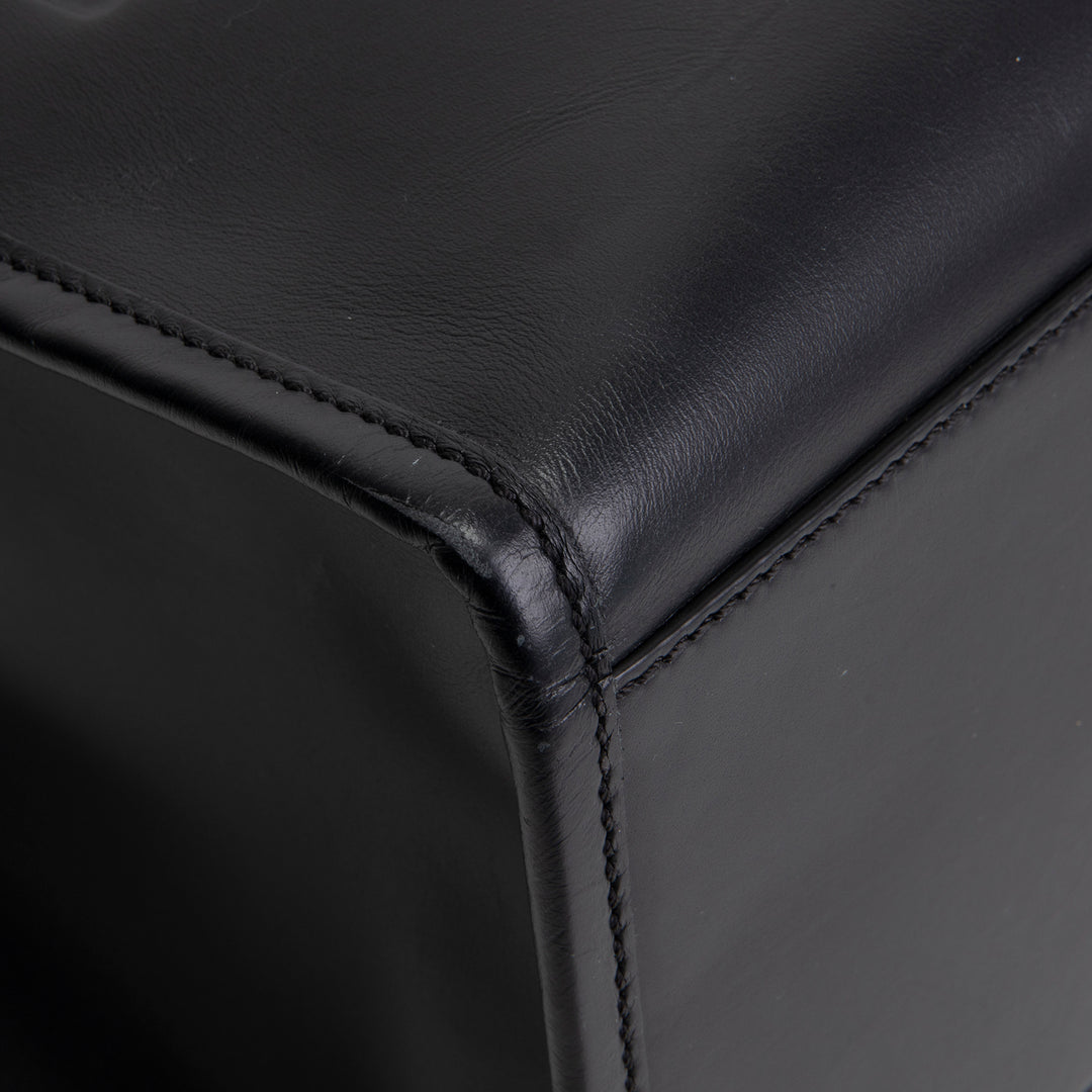 FENDI Leather Medium Sunshine Tote - Black