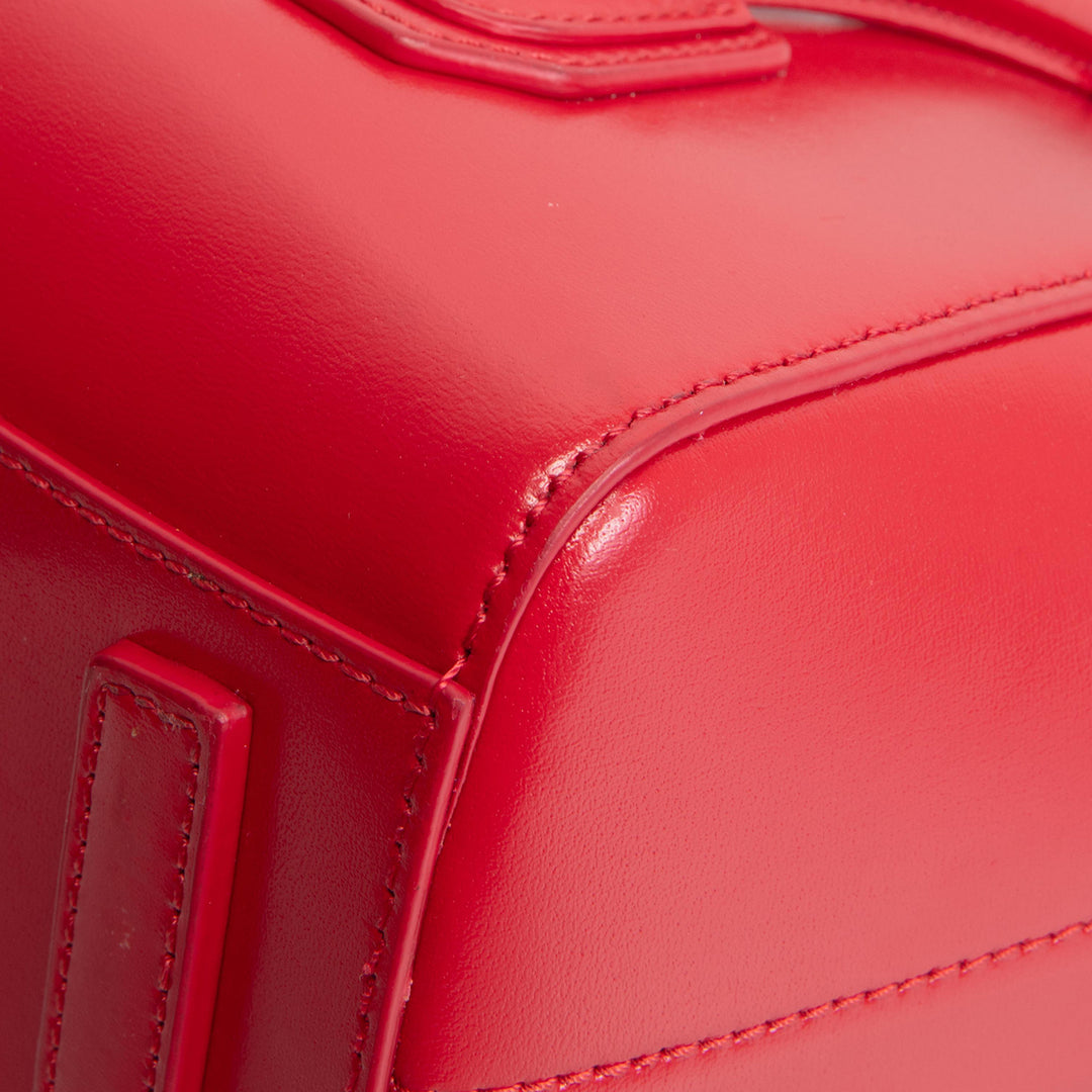 GIVENCHY Mini Antigona Lock Bag - Red