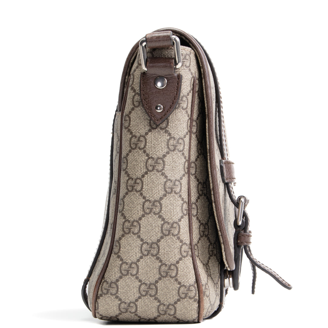 GUCCI GG Supreme Messenger