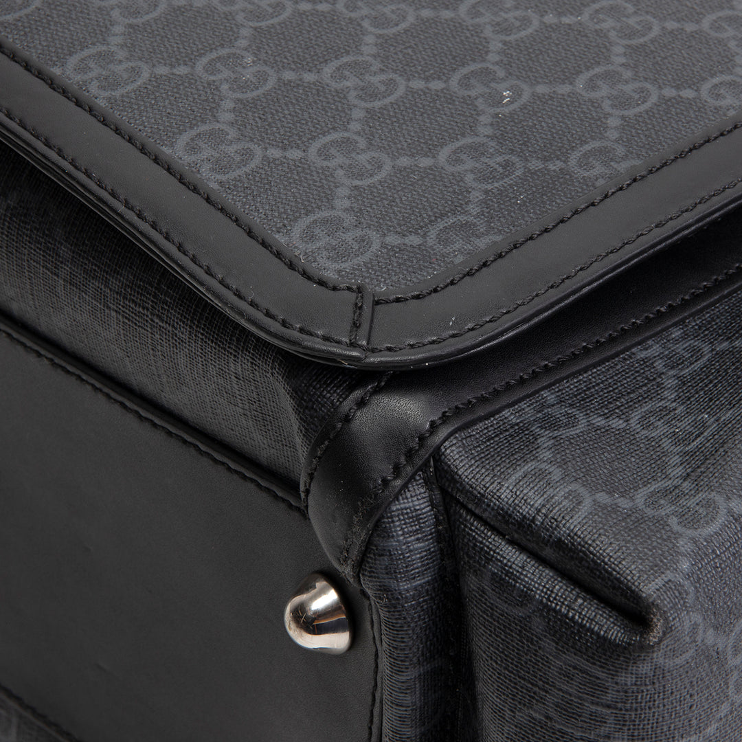 GUCCI GG Supreme Diaper Bag - Black
