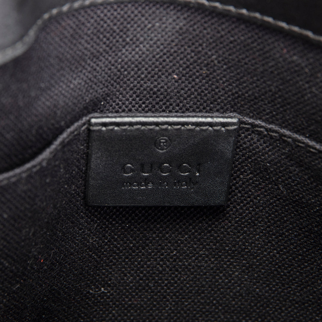 GUCCI GG Supreme Messenger - Black