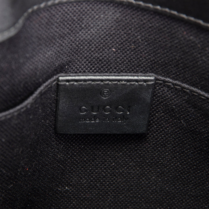 GUCCI GG Supreme Messenger - Black