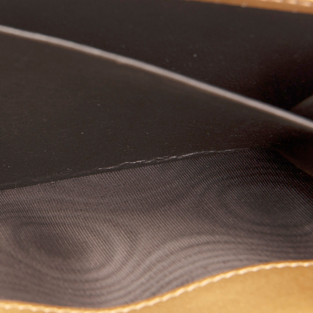 GUCCI Patent Guccissima Heart Wallet OUTLET FINAL SALE