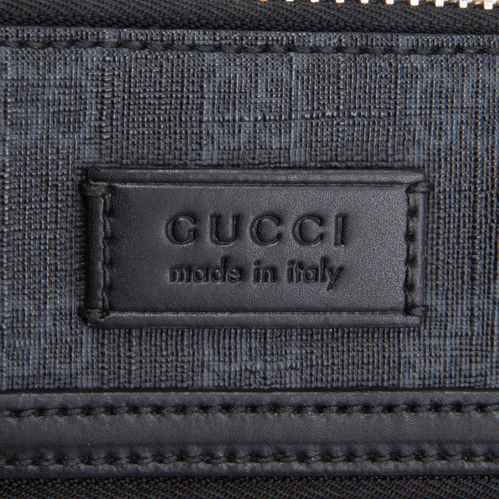GUCCI GG Supreme Messenger Bag - Black OUTLET FINAL SALE