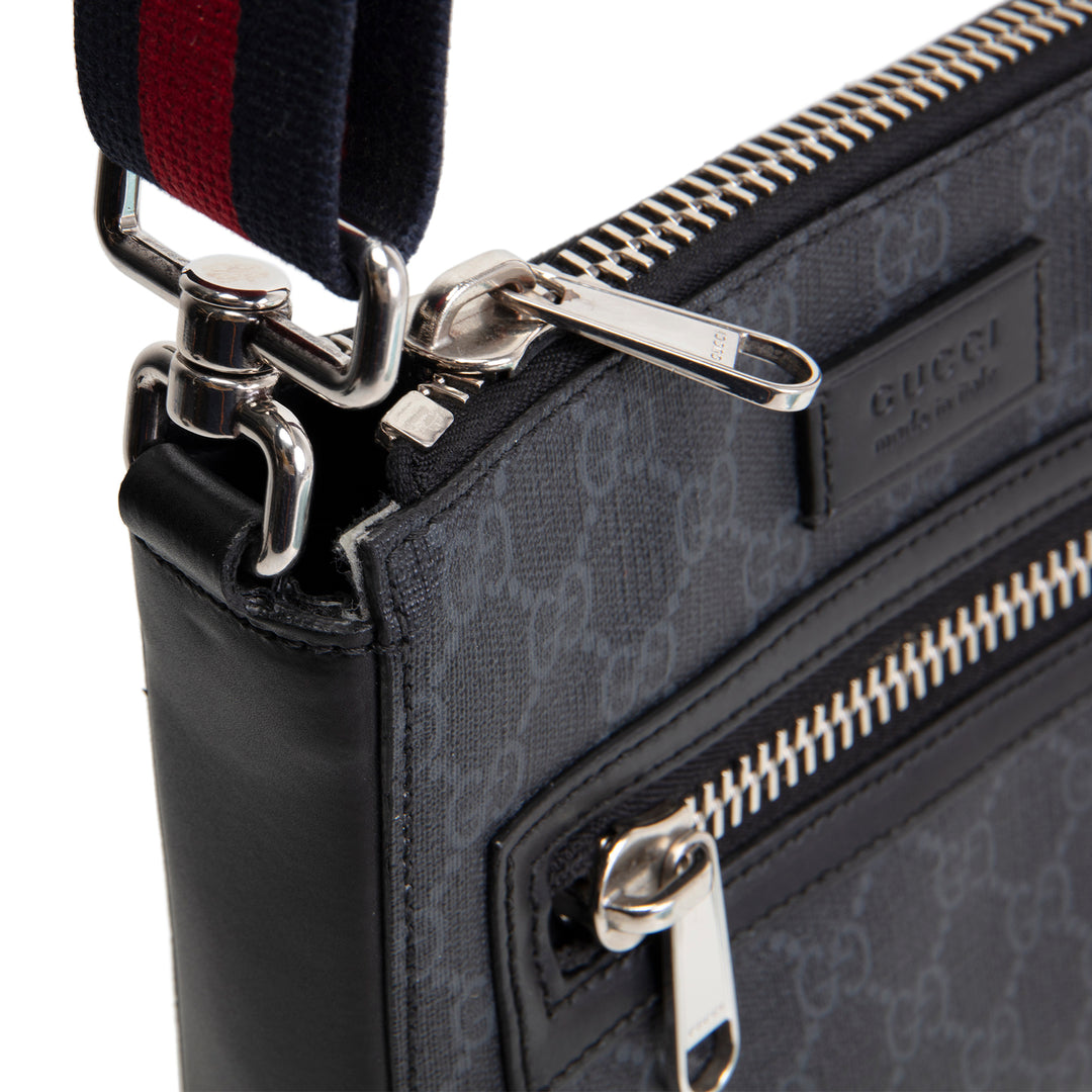 GUCCI GG Supreme Messenger Bag - Black OUTLET FINAL SALE