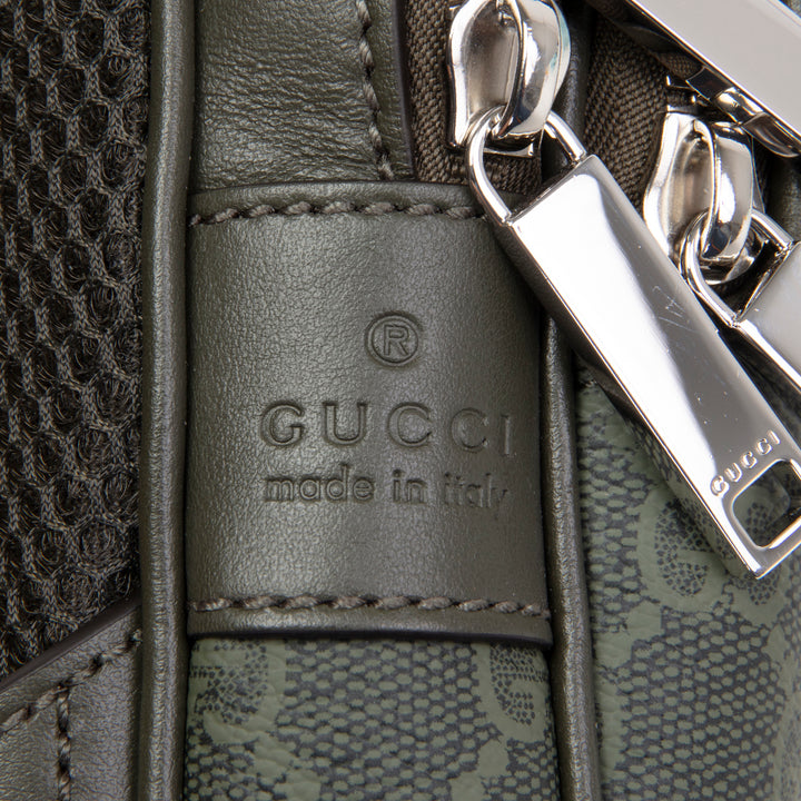 GUCCI GG Supreme Monogram  Sling Bag - Forest Green